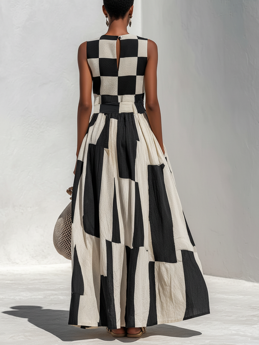 Hallie - Sleeveless Contrast Maxi Dress